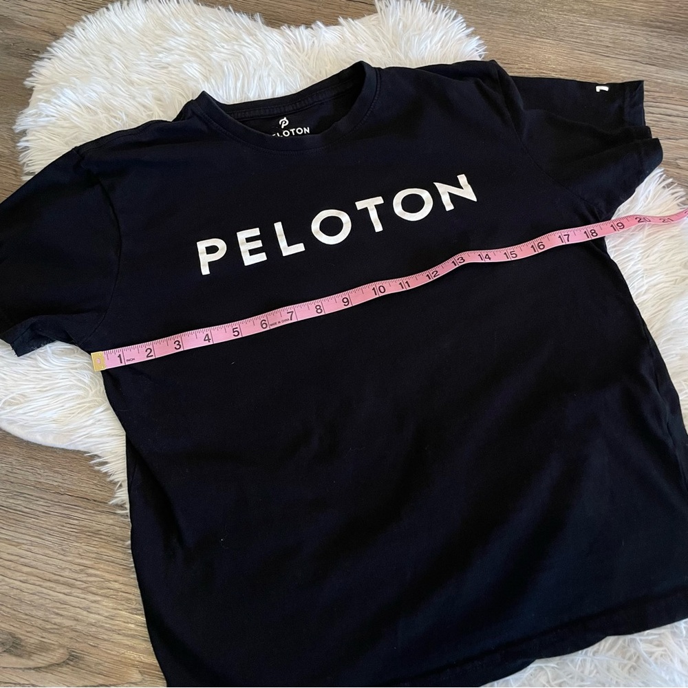 Peloton Century Club T-Shirt Black Logo Graphic Cotton Cycling Workout XS - Picture 3 of 8